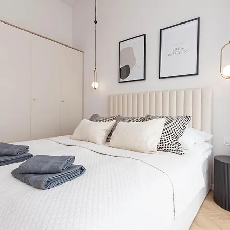 Apartly Zakatek I Odra River & Balcony
